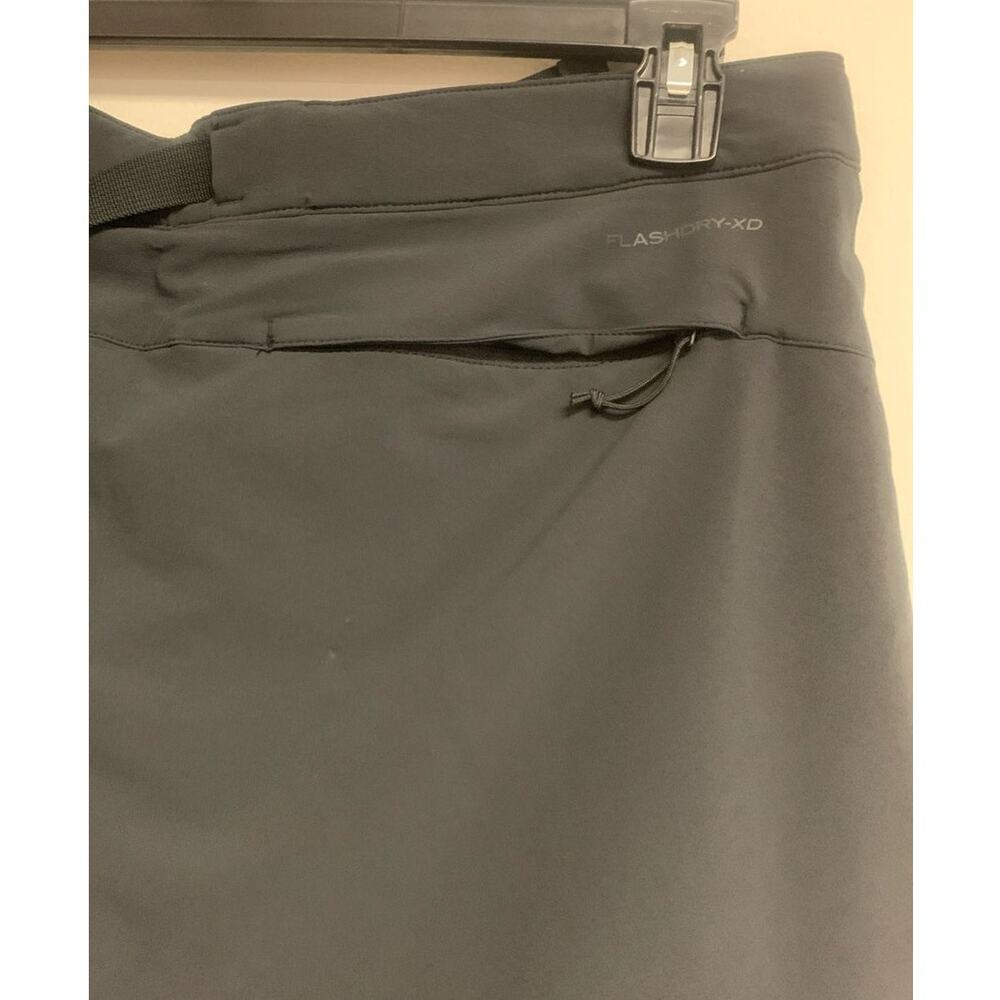 The North Face Women’s Bridgeway Zip-Off Pants, Black, Size 16 / Regular - Picture 6 of 8